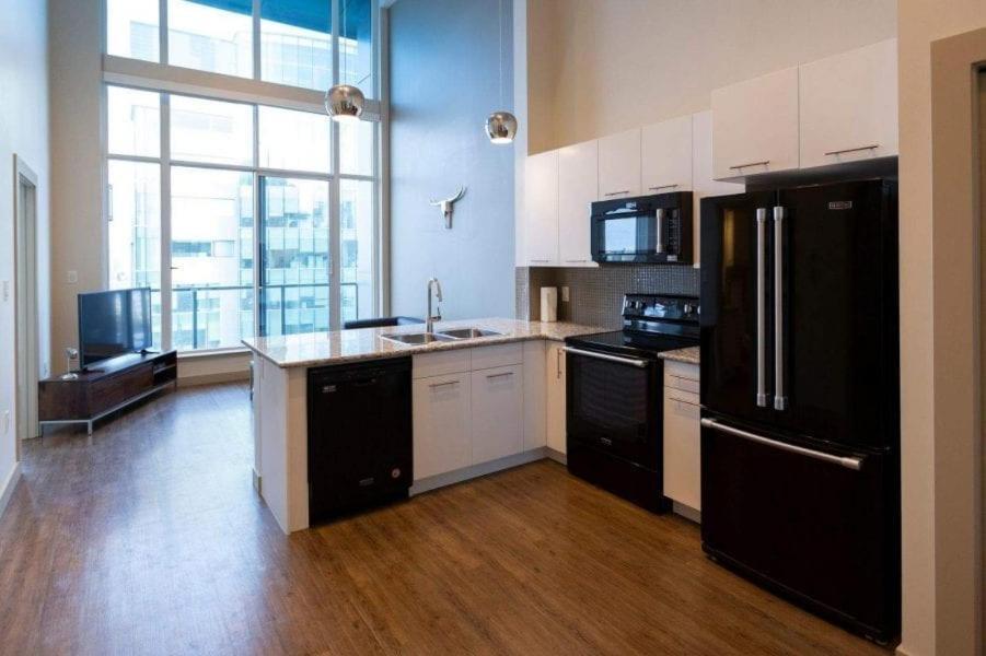 Mayfair Luxe Suites Premium By Corporate Stays Edmonton Exterior foto